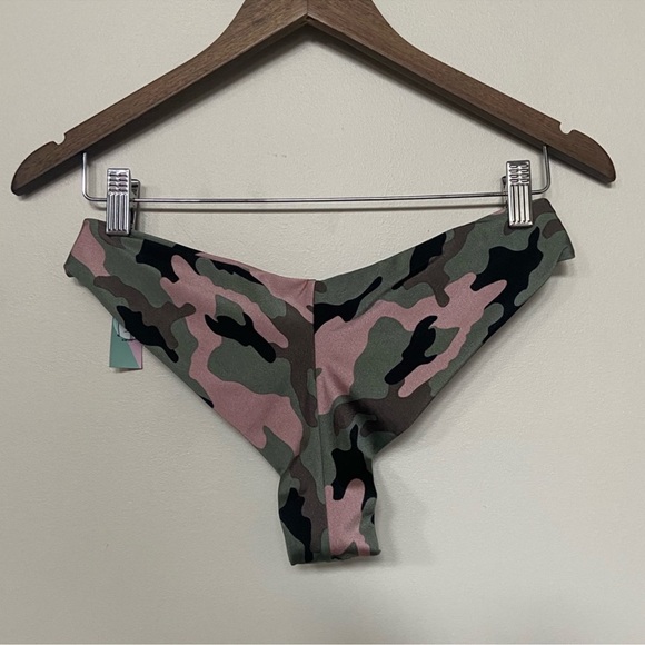 🌸 Ardene 🌸 cheeky bikini bottoms - Picture 3 of 6